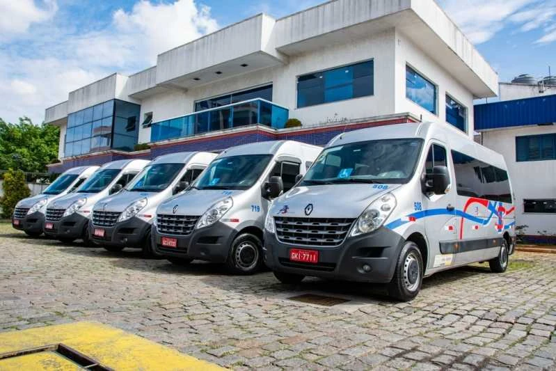 locação de van de passeio