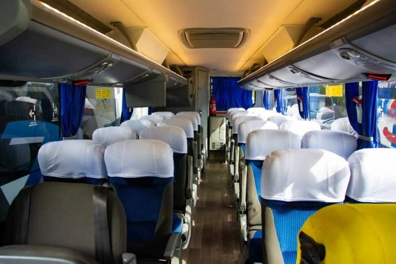 micro ônibus alugar